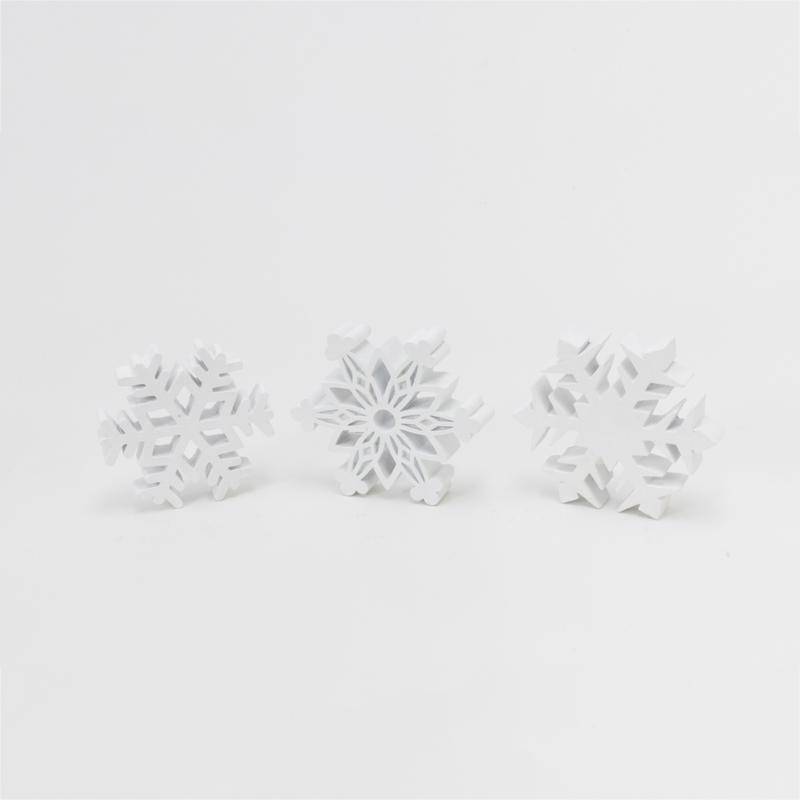 Gerson White Holiday Snowflakes Ornaments